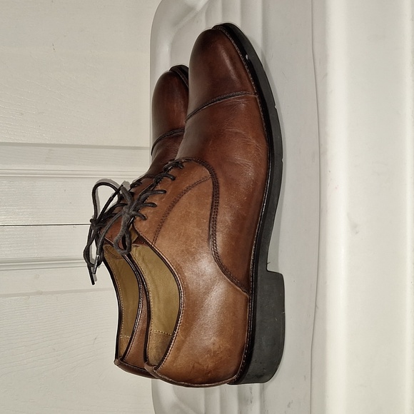 Johnston & Murphy "Hollis" cap toe oxford leather lace up dress shoes - 9M - Picture 5 of 10